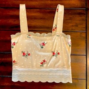 Cute women’s crop top